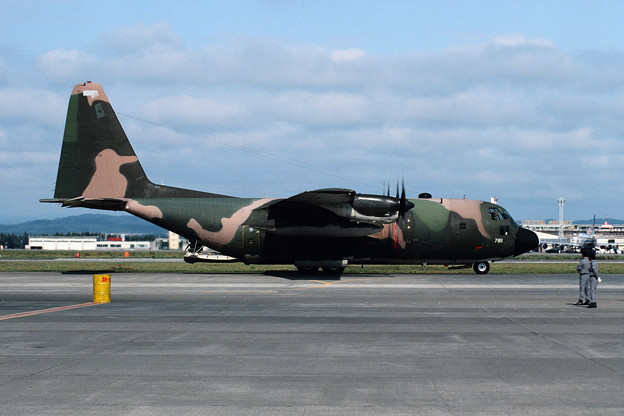 C-130E 63-7811 MAC CTS 1982.08