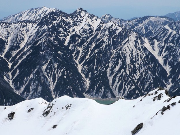 Photos: 後ろ立山連峰と黒部湖