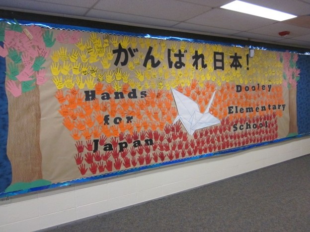 chicago_hands-for-japan-students-and-staff_5764200709_o